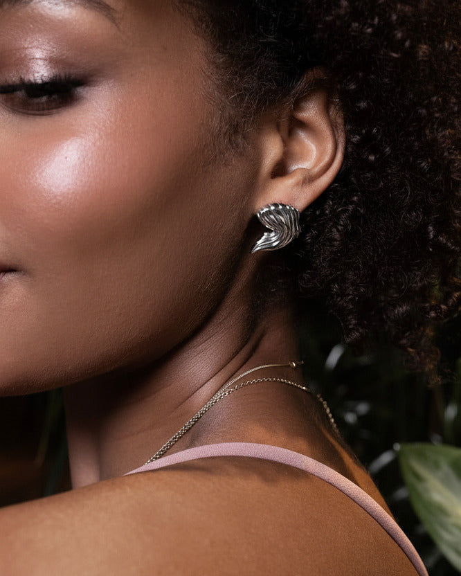 Sway Earrings Rhodium – Sarah Mulder Jewelry