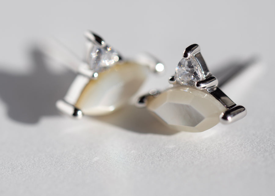 Leah Studs Rhodium