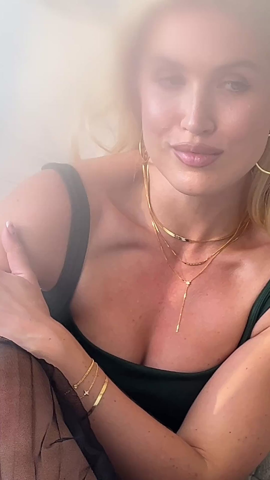 Evora Earrings Gold